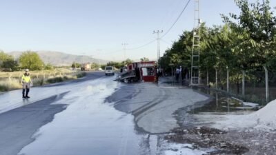 Malatya’nın Yeşilyurt ilçesinde yangına müdahale için yola çıkan itfaiye aracı