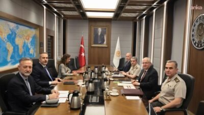 Milli Savunma Bakanı Yaşar Güler ile Dışişleri Bakanı Hakan Fidan,
