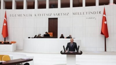 YENİ Parti Genel Başkan Yardımcısı Utku Çakırözer, Üsküdar Belediye'sine yönelik