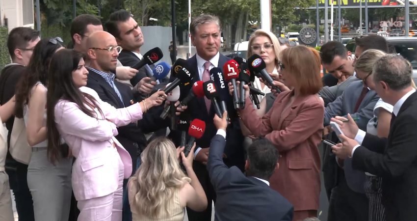 YENİ Parti'nin kurucularından Ankara Milletvekili Murat Emir, "Biz, fiilen işgal altına
