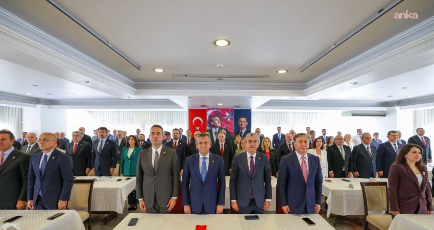 YENİ Parti Parti Meclisi (PM), Genel Başkan Özgür Özel başkanlığında