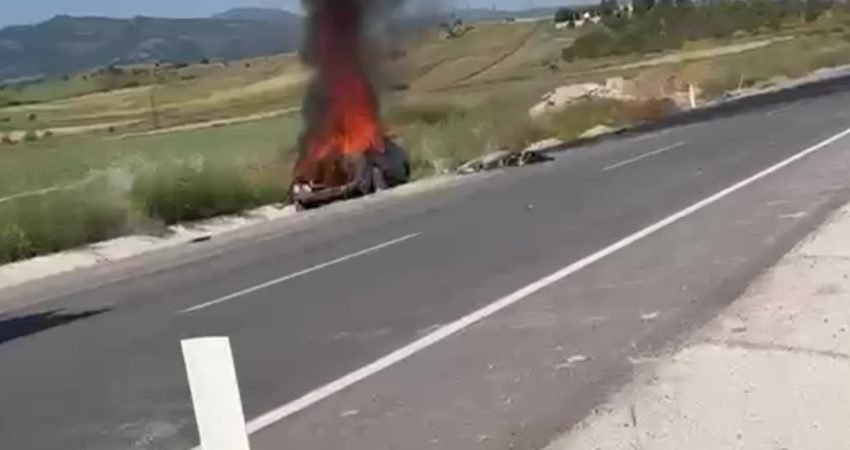 Yozgat'ın Aydıncık ilçesine bağlı Kazankaya köyü yakınlarında kontrolden çıkan otomobil