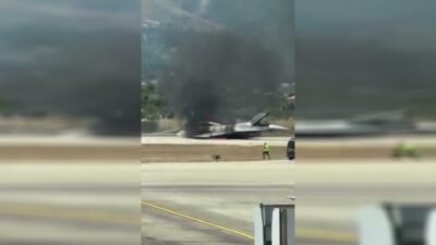 Yunanistan Hava Kuvvetleri'ne ait bir F-16 savaş uçağı, eğitim uçuşu