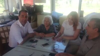 YENİ Partili Erhan Adem, 1927 doğumlu, Niğde'nin ilk kadın kolları