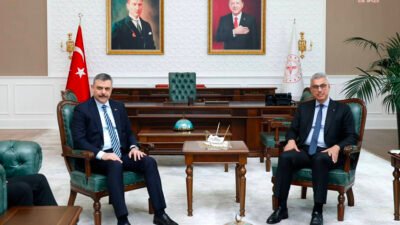 Sağlık Bakanı Kemal Memişoğlu'nu ziyaret eden İçişleri Bakanı Mustafa Çiftçi,