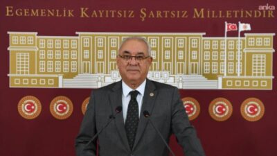 Demokratik Sol Parti (DSP) Genel Başkanı Önder Aksakal, 17 Ağustos