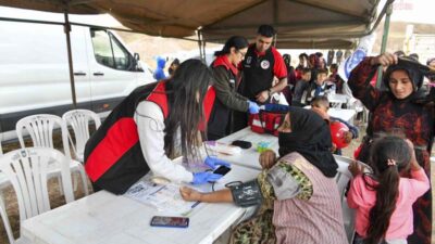 Ankara Büyükşehir Belediyesi, Şereflikoçhisar ilçesi Karabük Mahallesi’nde yaşayan mevsimlik tarım