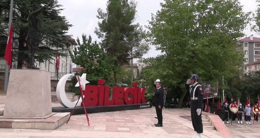 30 Ağustos Zafer Bayramı Bilecik’te törenle kutlandı 30 Ağustos Zafer Bayramı Bilecik’te törenle kutlandı.