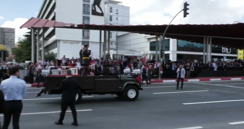 30 Ağustos Zafer Bayramı nedeniyle Vatan Caddesi’nde tören alayı düzenlendi 30 Ağustos Zafer Bayramı nedeniyle İstanbul’daki son tören Vatan Caddesi’nde