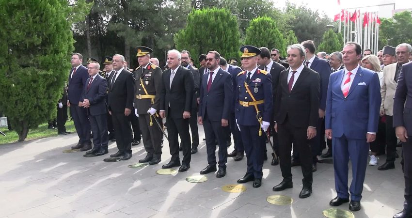 30 Ağustos Zafer Bayramı Diyarbakır’da kutlandı Diyarbakır'da 30 Ağustos Zafer Bayramı'nın 104'üncü yıl dönümü, düzenlenen törenler