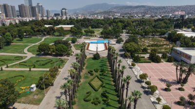 95. İzmir Enternasyonal Fuarı öncesi Kültürpark’ta hazırlıklar hızlandı İzmir Büyükşehir Belediyesi, bu yıl 95’inci kez kapılarını açmaya hazırlanan
