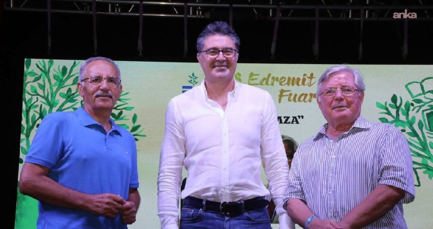 Edremit Belediyesi tarafından düzenlenen 8. Edremit Kitap Fuarı’nın altıncı günü