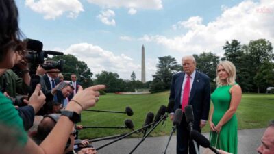 ABD Başkanı Donald Trump, Beyaz Saray Basın Sözcüsü Karoline Leavitt’in