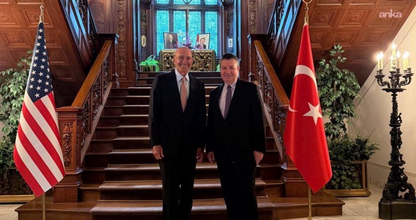 ABD’nin Ankara Büyükelçisi Tom Barrack, Türkiye’nin Washington Büyükelçisi Sedat Önal