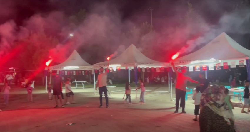 Adıyaman’da 30 Ağustos Zafer Bayramı coşkusu Adıyaman’da 30 Ağustos Zafer Bayramı, Eğri Çayı Parkı’nda düzenlenen konser