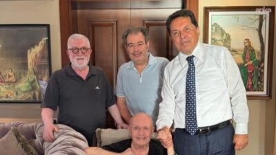 Görevden uzaklaştırılan Esenyurt Belediye Başkanı Ahmet Özer, Diyarbakır’daki tedavisinin ardından