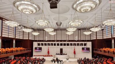 TBMM Genel Kurulu'nda AK Parti'nin Meclis'in çalışma takvimi ve saatlerinin