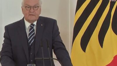 Almanya Cumhurbaşkanı Frank-Walter Steinmeier, göçmenlerin dışlanmasına karşı birlik ve dayanışma