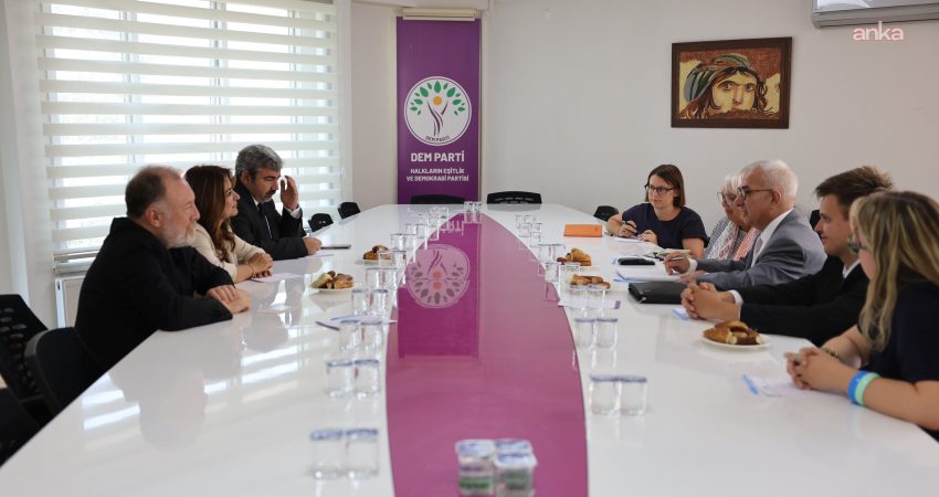 Almanya Birlik90/Yeşiller Partisi heyeti, DEM Parti'yi ziyaret etti.