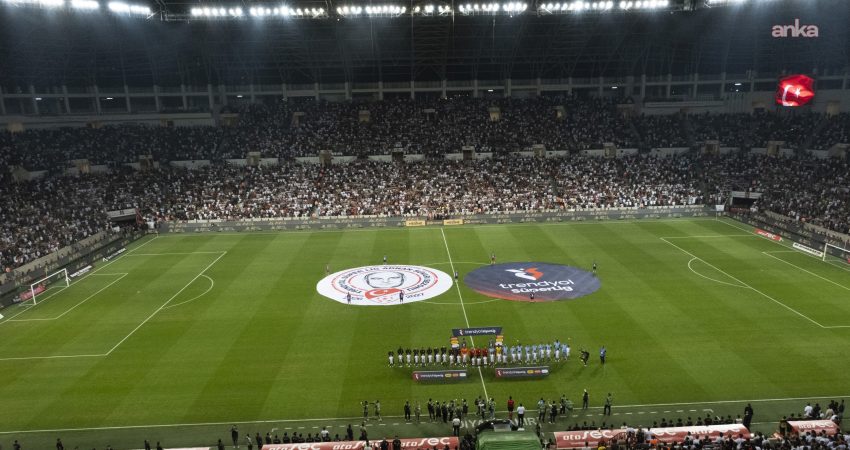 Trendyol Süper Lig’in 3. haftasında Amedspor, 33 bin taraftarının önünde