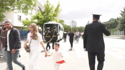 30 Ağustos Zafer Bayramı dolayısıyla Anıtkabir, farklı yaş gruplarından vatandaşların