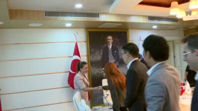 Antalya Büyükşehir Belediye Başkan Vekili Büşra Özdemir, Singapur Cumhuriyeti’nin Türkiye