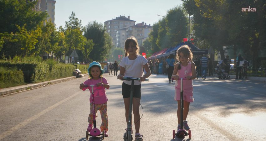 “Arabasız Pazar”, bu ay da Eskişehirlileri buluşturuyor Eskişehir Büyükşehir Belediyesi tarafından 2026 yılının Ocak ayında başlatılan ve