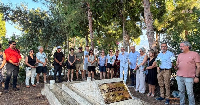 Arsuz’da Doktor Füsun Sayek ölümünün 20. yılında anıldı Türk Tabipleri Birliği Merkez Konseyi önceki dönem başkanlarından Doktor Füsun