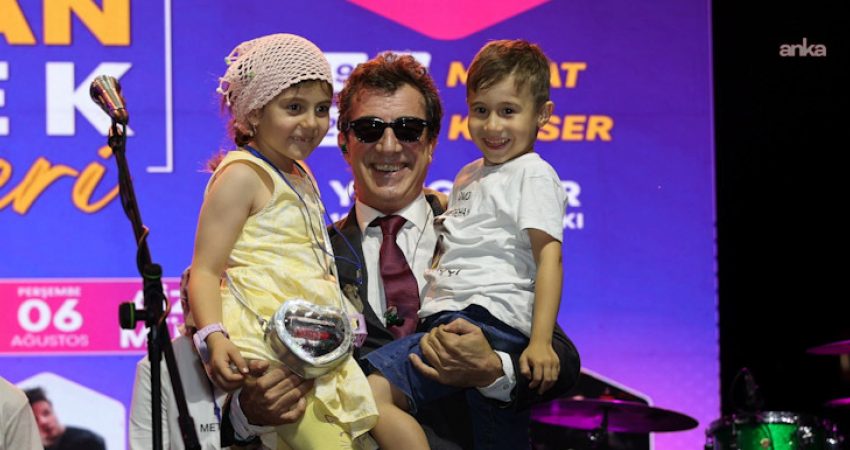 Kütahya'da DMD hastası Metehan'ın tedavisine katkı sağlamak amacıyla düzenlenen konser