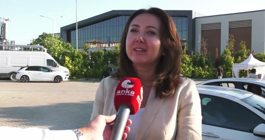 Aziz İhsan Aktaş davasında karar… Gül Çiftci: “Bugün burada ‘İftira at, beraat et’ mesajı verildi” Avukat Gül Çiftci, Aziz İhsan Aktaş davasında verilen kararların ardından