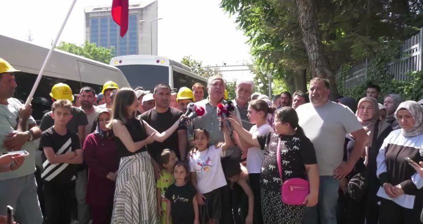 Bağımsız Maden-İş Sendikası Avukatı Mürsel Ünder: “Ödemelerin hesaplara geçmesiyle zafer açıklamasını yarın yapmayı düşünüyoruz” Bağımsız Maden-İş Sendikası Avukatı Mürsel Ünder, Doruk Madencilik direnişinin 17'nci
