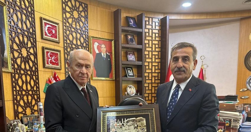 MHP Genel Başkanı Devlet Bahçeli, Türkiye Kamu-Sen Genel Başkanı Önder