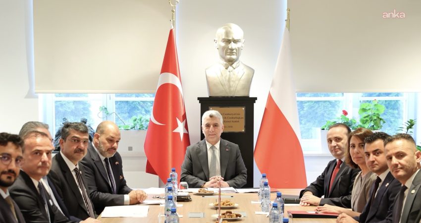 Ticaret Bakanı Ömer Bolat, Polonya'nın başkenti Varşova'da Polonya Türk İş