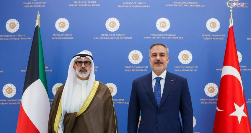 Dışişleri Bakanı Hakan Fidan, Kuveyt Dışişleri Bakanı Jarrah Jaber Al-Ahmad