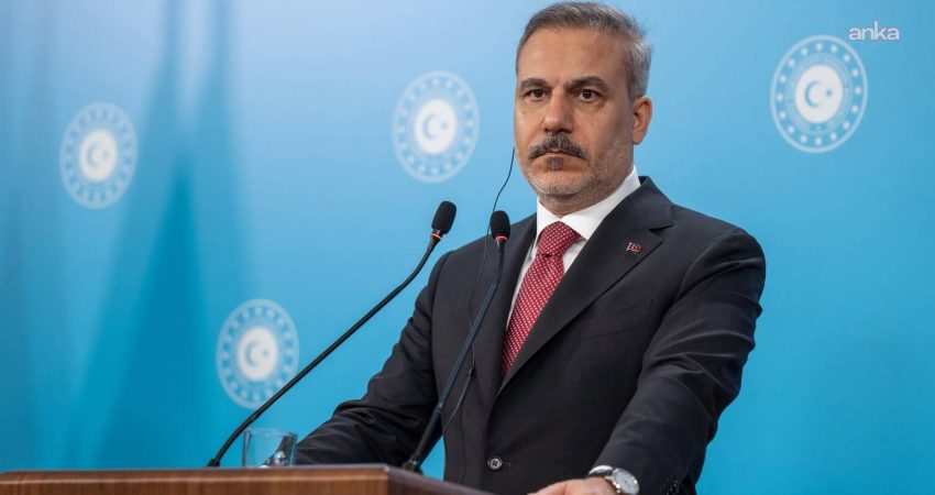 Dışişleri Bakanı Hakan Fidan, Mısır Dışişleri Bakanı Bedir Abdulati ve
