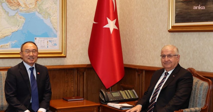 Milli Savunma Bakanı Yaşar Güler, Güney Kore'nin Ankara Büyükelçisi Sukjong