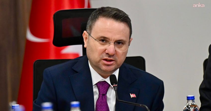 Bakan Gürlek: Gülistan Doku soruşturması kapsamında 10 şüpheli gözaltına alındı Adalet Bakanı Akın Gürlek, Gülistan Doku'nun kaybolmasına ilişkin yürütülen soruşturma