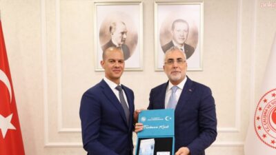 Çalışma ve Sosyal Güvenlik Bakanı Vedat Işıkhan, Uber Türkiye Mobilite