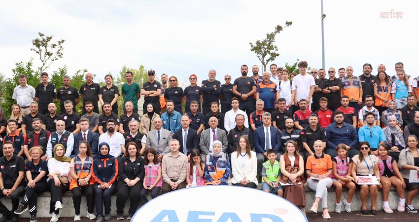 Bakırköy Belediyesi, 17 Ağustos Depremi’nde kaybedilenleri andı Bakırköy Belediyesi, 17 Ağustos Marmara Depremi’nin 27’nci yıl dönümünde hayatını kaybedenleri