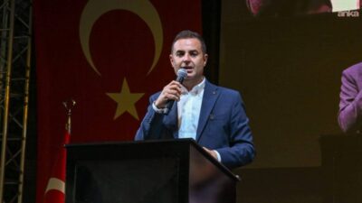 Balıkesir Büyükşehir Belediye Başkanı Ahmet Akın, 8’inci Edremit Kitap Fuarı’nın açılışında
