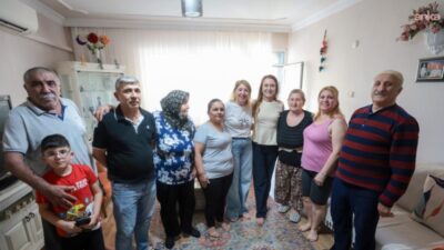 Konak Belediye Başkanı Nilüfer Çınarlı Mutlu, "komşu ziyaretleri" kapsamında Ballıkuyu