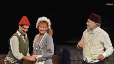 7. Bergama Tiyatro Festivali sona erdi. Bergama’nın tarihi mekanlarında gerçekleştirilen festival