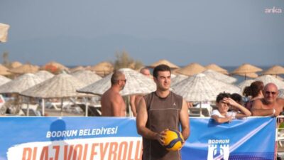 Bodrum Belediyesi'nin düzenlediği Plaj Voleybolu Şenliği, Akyarlar Fenerburnu Halk Plajı’nda