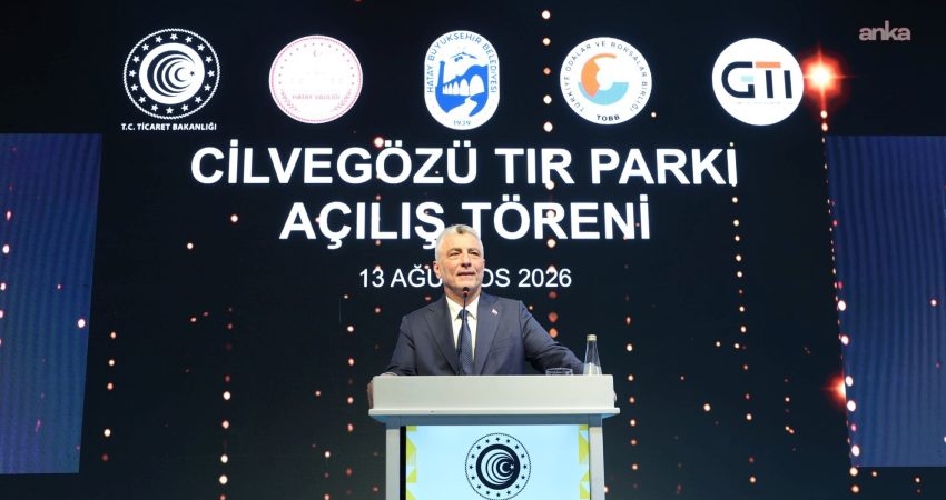 Ticaret Bakanı Ömer Bolat, Hatay Cilvegözü Gümrük Kapısı’nda 600 milyon
