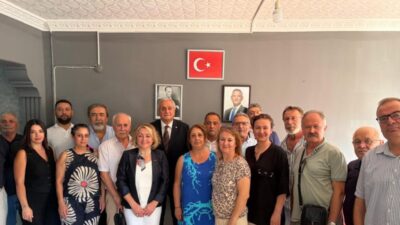 Bozüyük Belediye Başkanı Mehmet Talat Bakkalcıoğlu ile belediye meclis üyeleri, YENİ