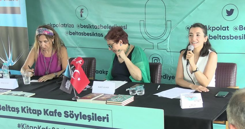 Beşiktaş Belediyesi bünyesinde faaliyet gösteren Beltaş Kitap Kafe’de düzenlenen söyleşi