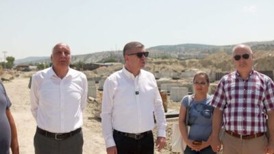 Burdur Belediye Başkanı Ali Orkun Ercengiz, yapımı devam eden 40