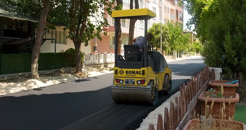 Bahçelievler Mahallesi 3. Tuna Sokak’ta tamamlanan asfalt ve kaldırım yenileme