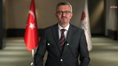 Cumhurbaşkanlığı İletişim Başkanı Burhanettin Duran, "Demokrasilerde meşruiyetin yegane kaynağı millettir.