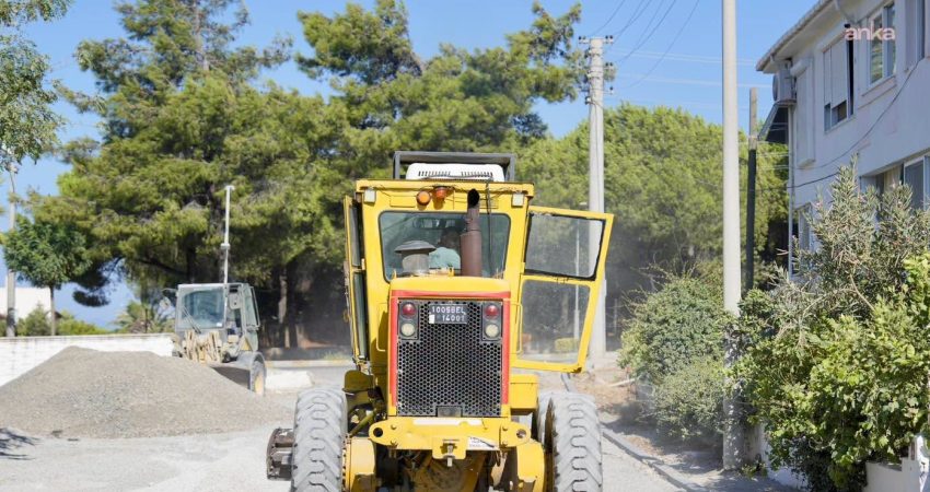 Burhaniye’de 12 ayrı mahallede yol seferberliği Burhaniye Belediyesi Fen İşleri Müdürlüğü ekipleri, ilçe genelinde yol yapım,